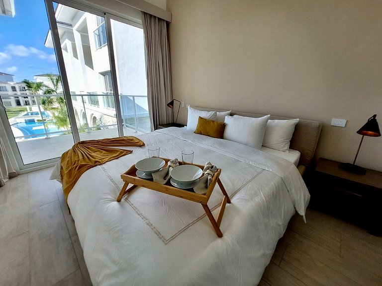 Unique Pool & Golf view retreat 1BR in Hard Rock