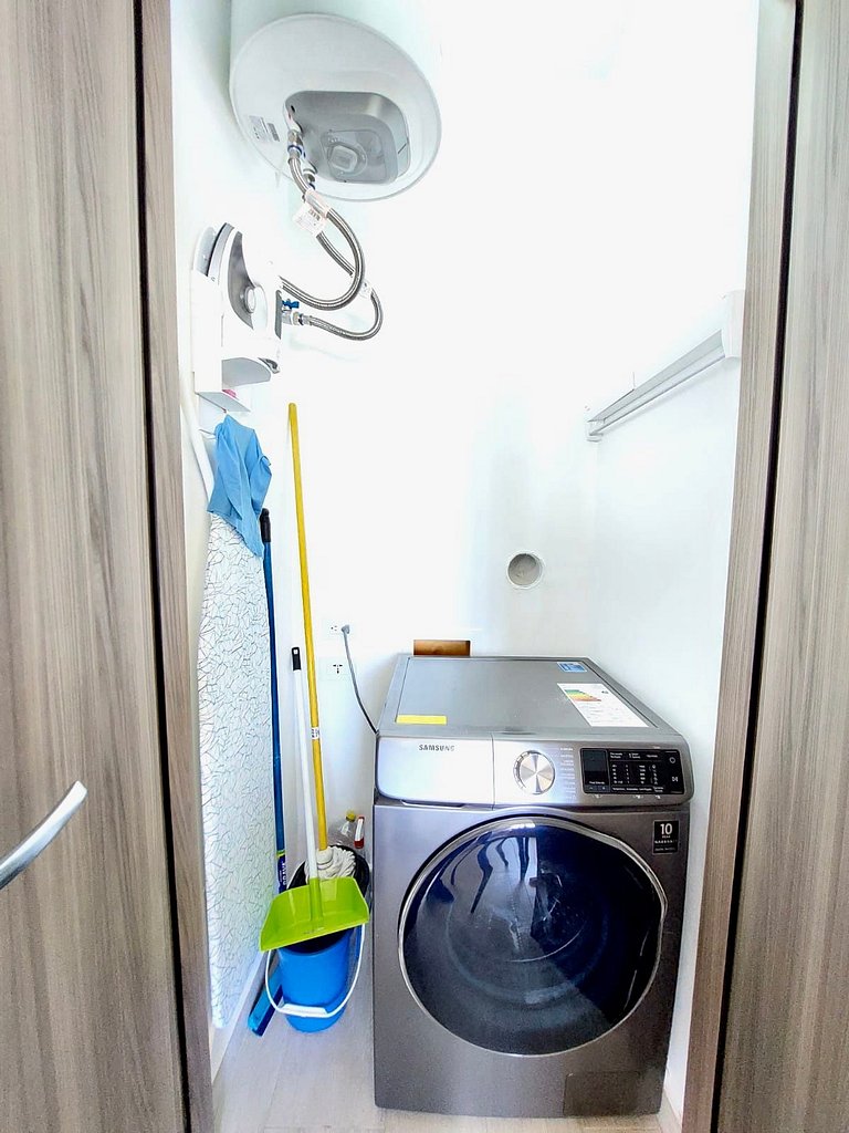 Unique 1BDR Retreat with pool at Hard Rock Golf C.