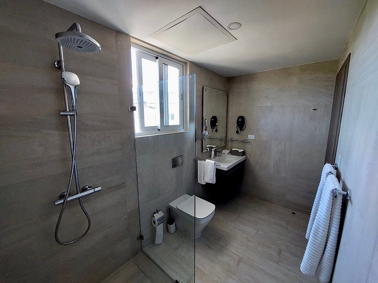 Unique 1BDR Retreat with pool at Hard Rock Golf C.