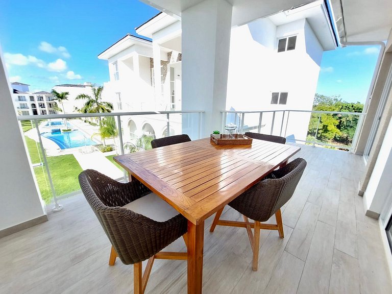 Unique Pool & Golf view retreat 1BR in Hard Rock