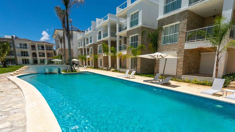 Unique Pool & Golf view retreat 1BR in Hard Rock
