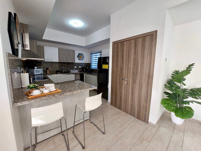 Golf View Retreat • Poolside Apt in Hard Rock Area
