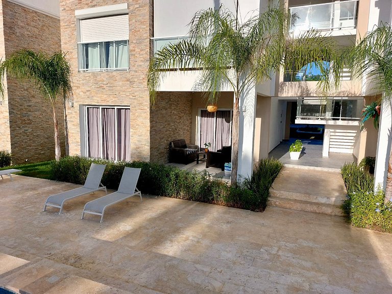 Relax Apto Pool and Golf View in Hard Rock Golf