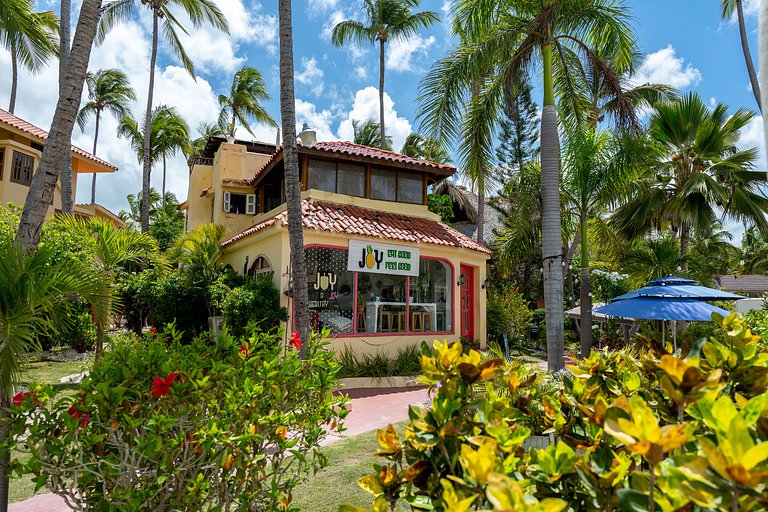 Cozy 2BDR • Pool View • Prime Bávaro Location