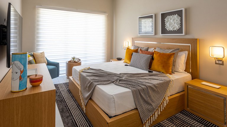 Luxury Condo& Golf Cart Included in Cana Pearl
