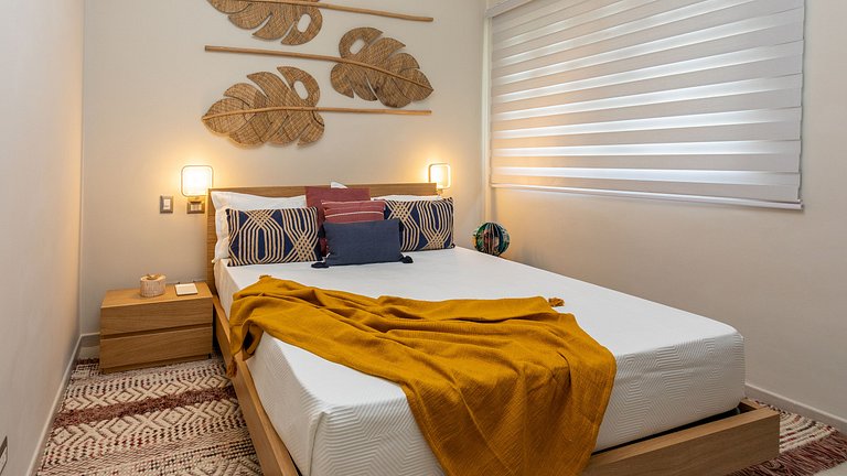 Luxury Condo& Golf Cart Included in Cana Pearl
