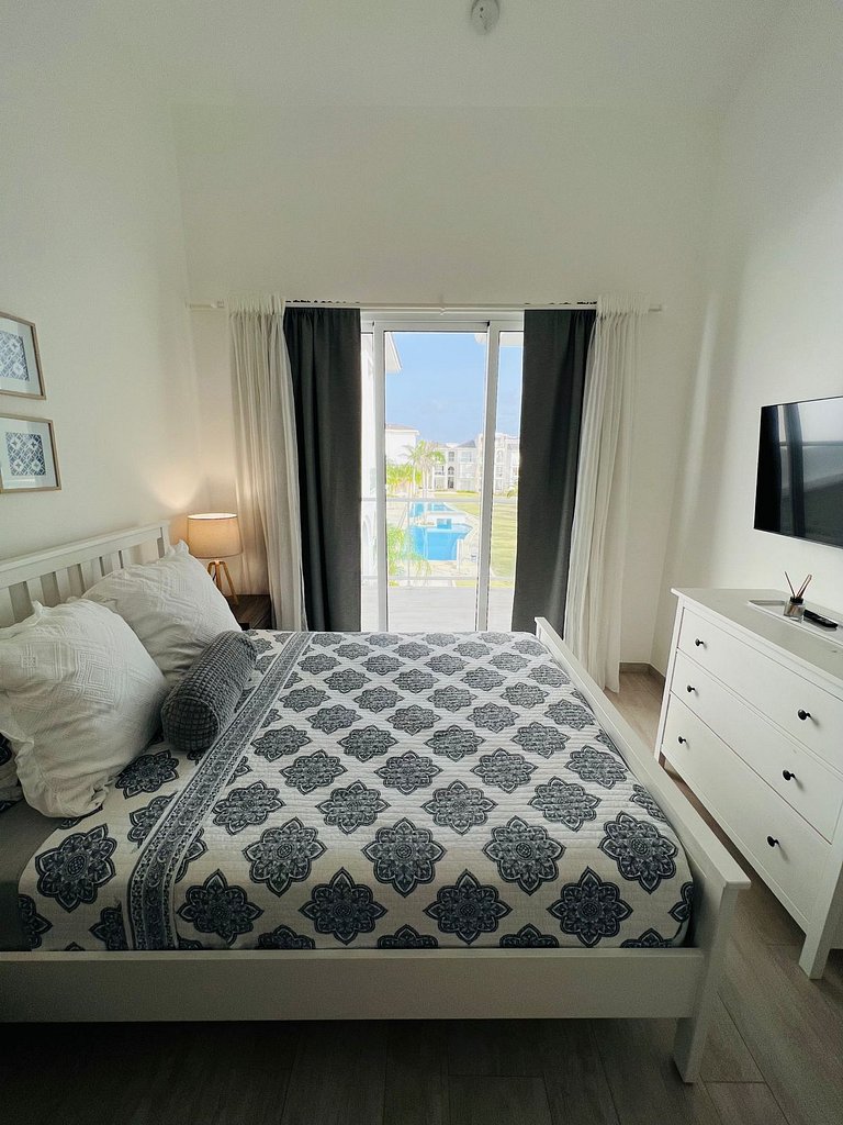 Cozy 1BDR with Pool Golf View in Hard Rock Golf