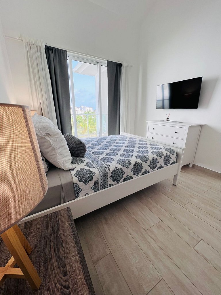Cozy 1BDR with Pool Golf View in Hard Rock Golf