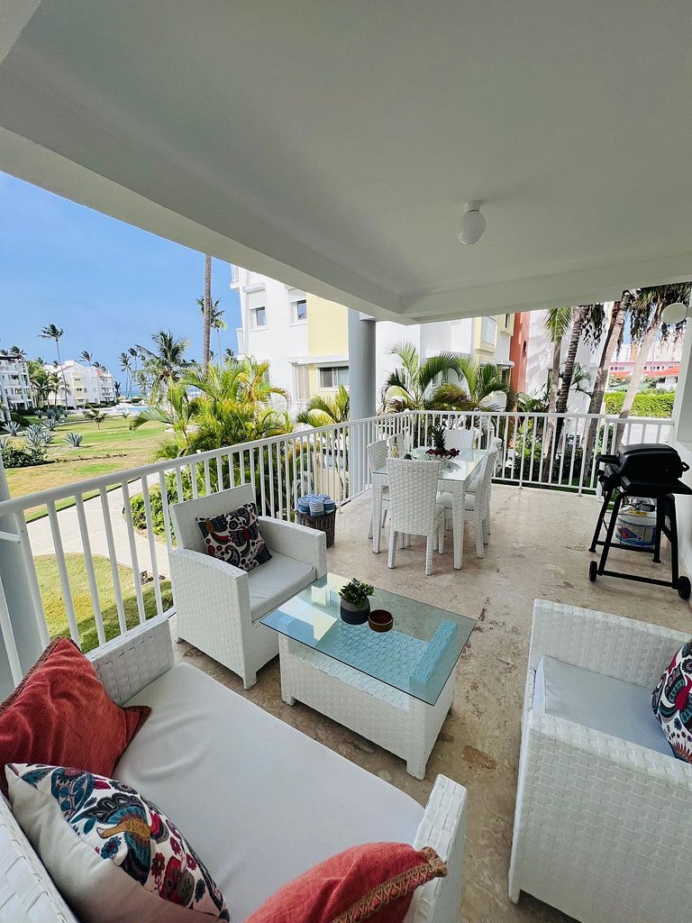 Playa Turquesa 3BR • BBQ • Oceanfront Stay