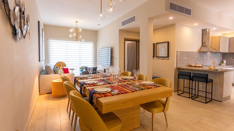 Luxury Condo& Golf Cart Included in Cana Pearl