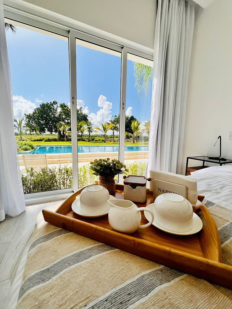 Relax Apto Pool and Golf View in Hard Rock Golf