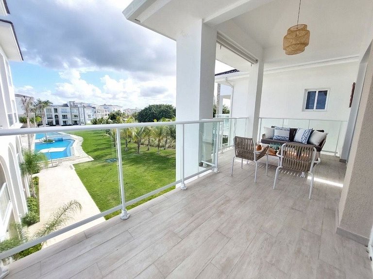 Hard Rock Golf Cozy 1BR • Pool & Golf Views