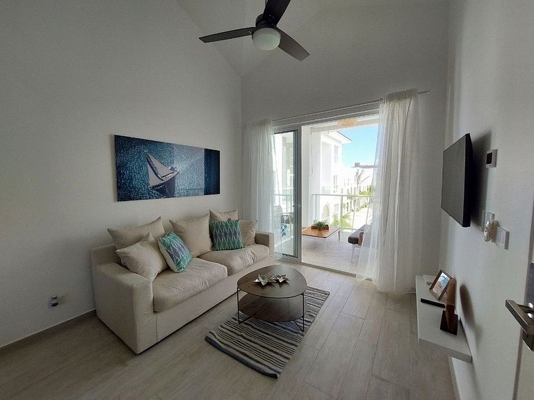 Cozy 1BDR with Pool Golf View in Hard Rock Golf