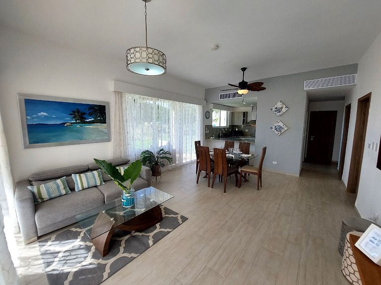 Hard Rock Getaway • 2BR with Golf + Pool Views
