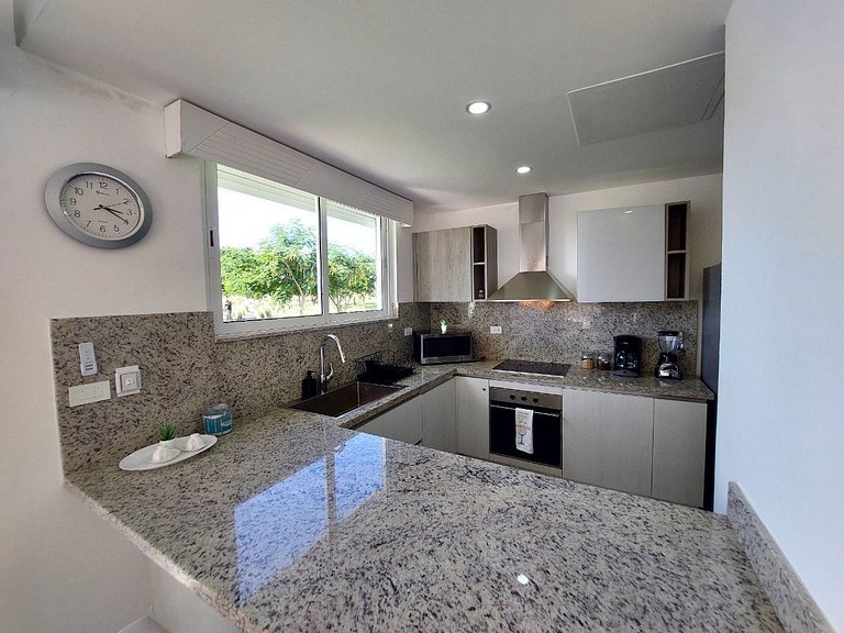 Cana Pearl 2BR Getaway | Pool & Golf Views