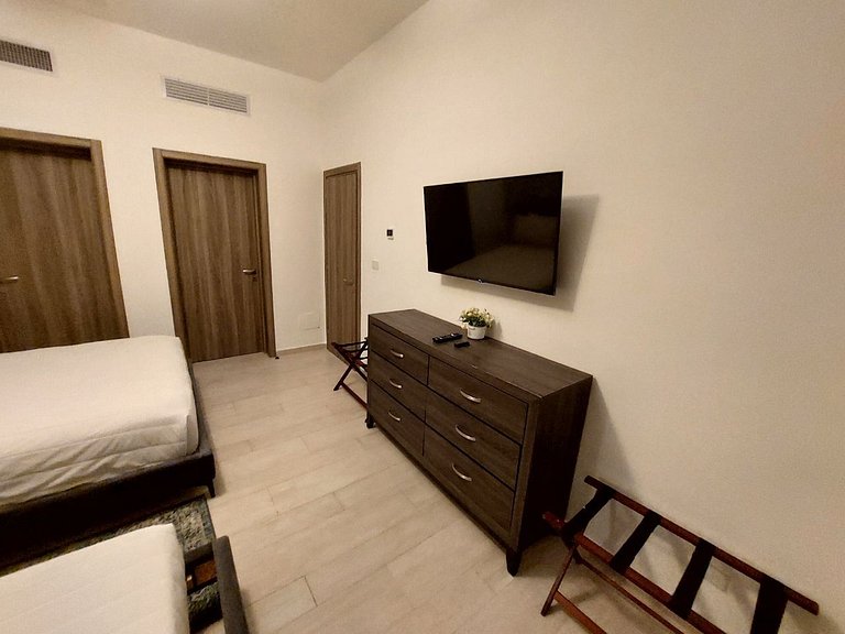 Hard Rock Getaway • 2BR with Golf + Pool Views