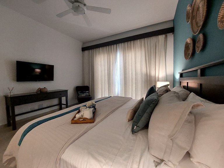 Beach-Style 2BR Condo Across from Hard Rock Hotel
