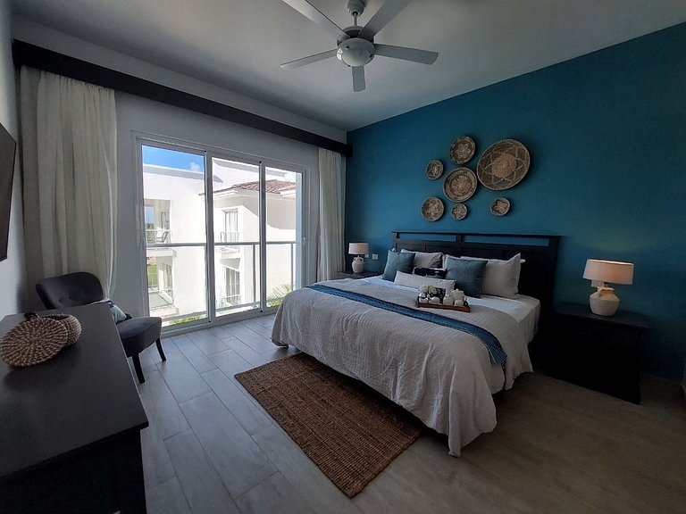 Beach-Style 2BR Condo Across from Hard Rock Hotel
