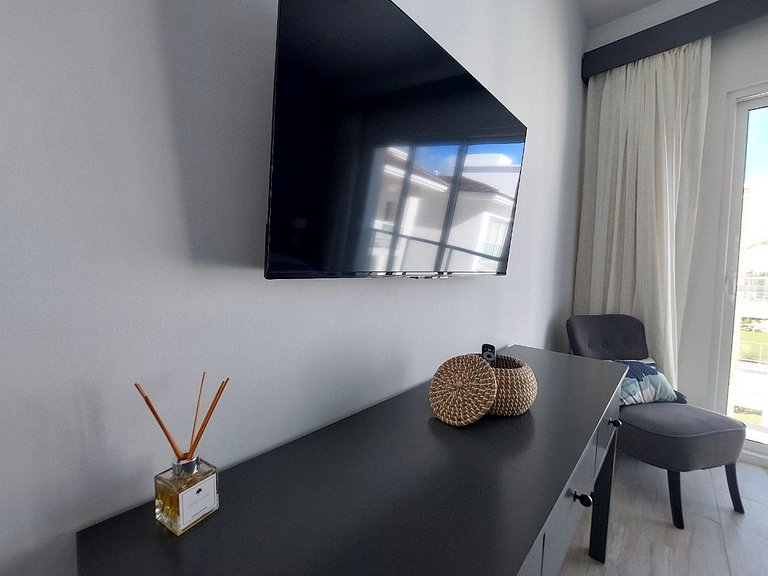 Beach-Style 2BR Condo Across from Hard Rock Hotel