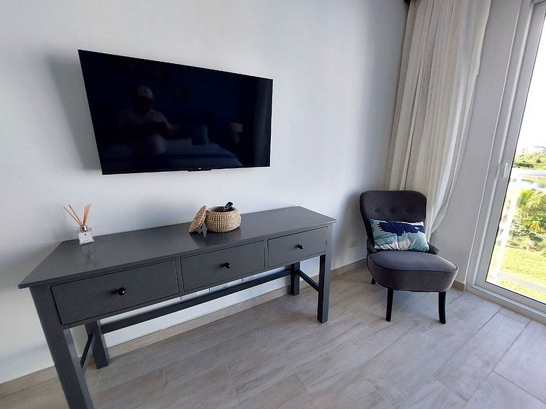 Beach-Style 2BR Condo Across from Hard Rock Hotel