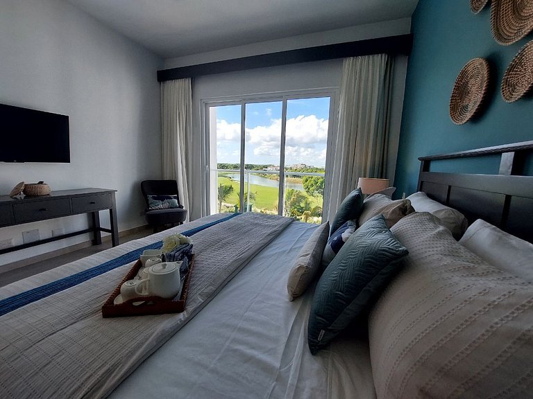 Beach-Style 2BR Condo Across from Hard Rock Hotel