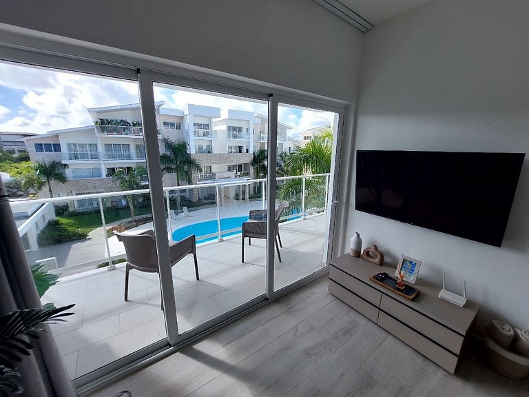 Beach Haven 1BDR Condo Paseo Playa Coral - 305