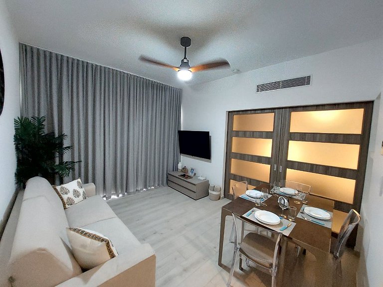 Beach Haven 1BDR Condo Paseo Playa Coral - 305