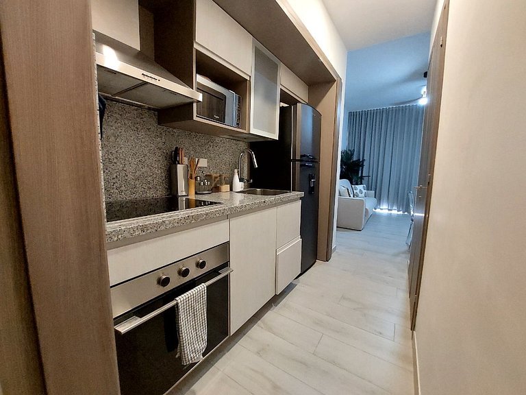 Beach Haven 1BDR Condo Paseo Playa Coral - 305