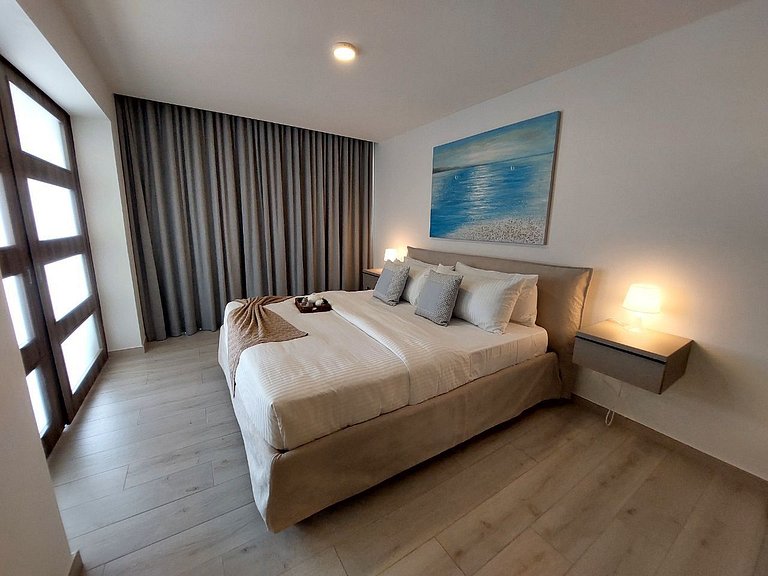 Beach Haven 1BDR Condo Paseo Playa Coral - 305