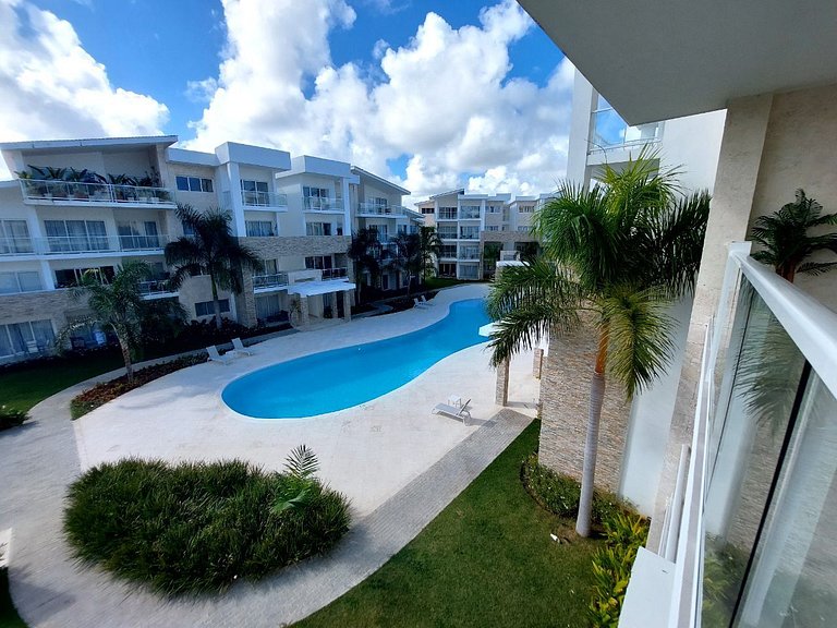 Beach Haven 1BDR Condo Paseo Playa Coral - 305
