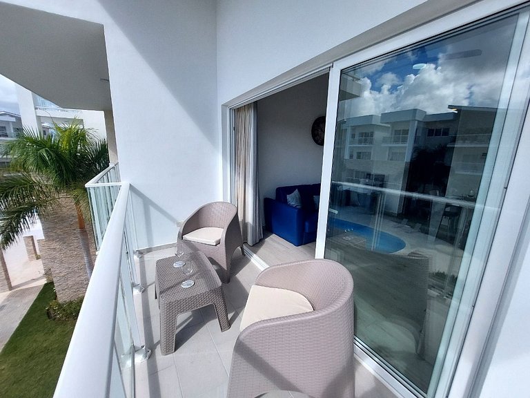 Seaside Luxury 1BDR Condo Paseo Playa Coral D-306