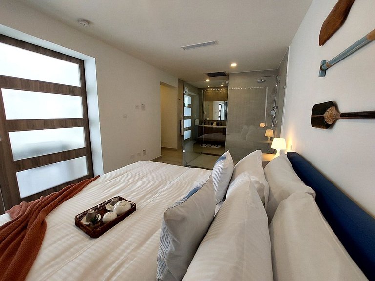 Seaside Luxury 1BDR Condo Paseo Playa Coral D-306