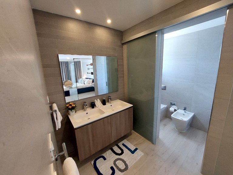 Seaside Luxury 1BDR Condo Paseo Playa Coral D-306