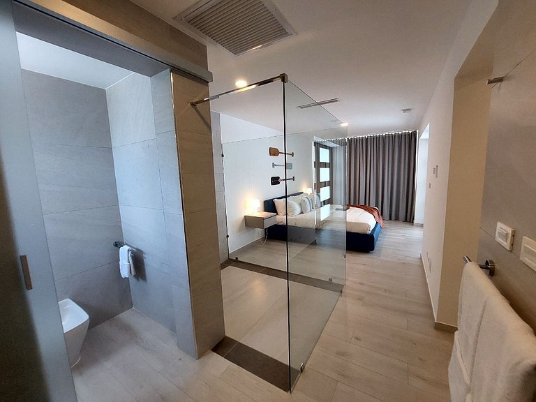 Seaside Luxury 1BDR Condo Paseo Playa Coral D-306