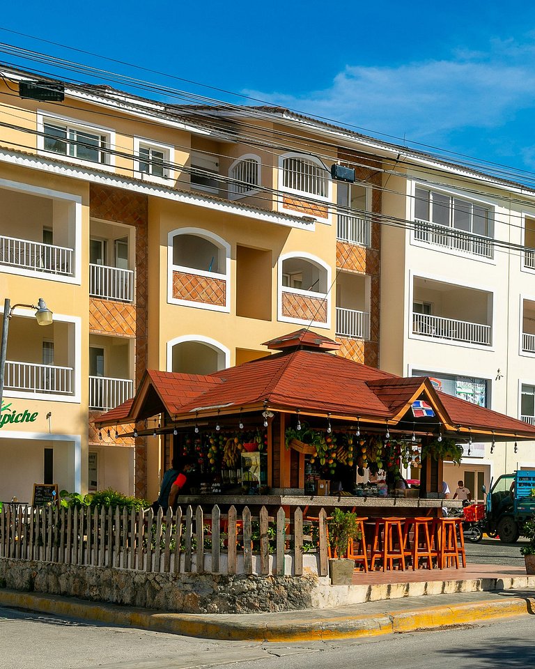 Awesome Location 1BDR in the heart of Los Corales