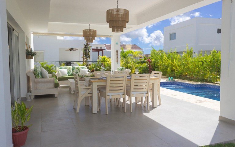 Dream villa with pool & garden view in Vista Cana