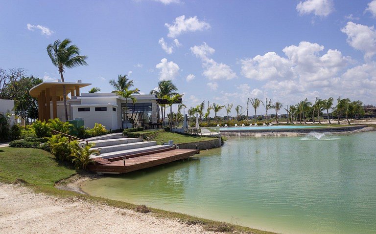 Dream villa with pool & garden view in Vista Cana