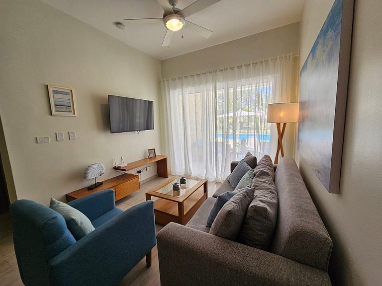 Comfort Condo w/Pool View at Hard Rock Golf Course