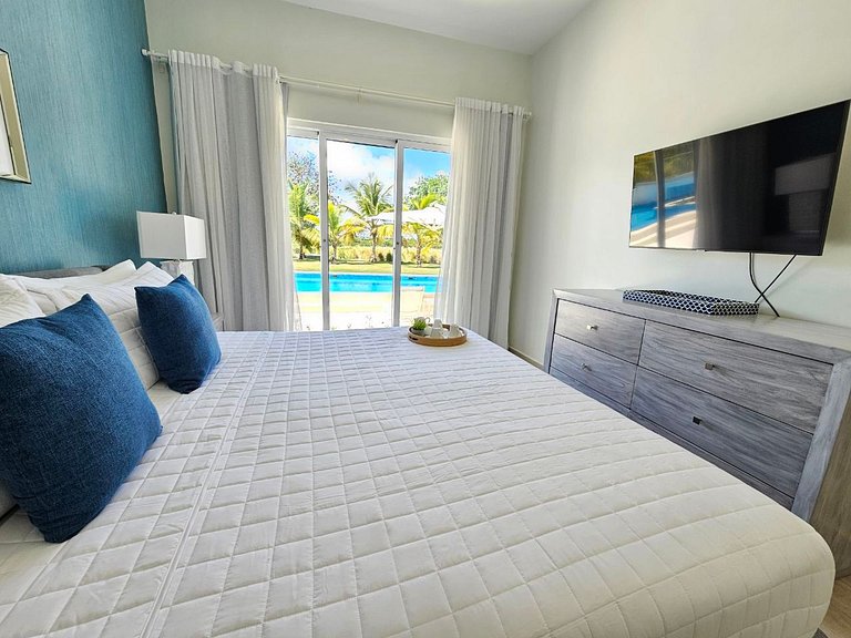 Comfort Condo w/Pool View at Hard Rock Golf Course