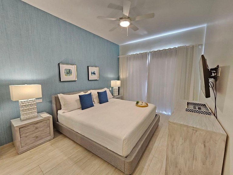Comfort Condo w/Pool View at Hard Rock Golf Course