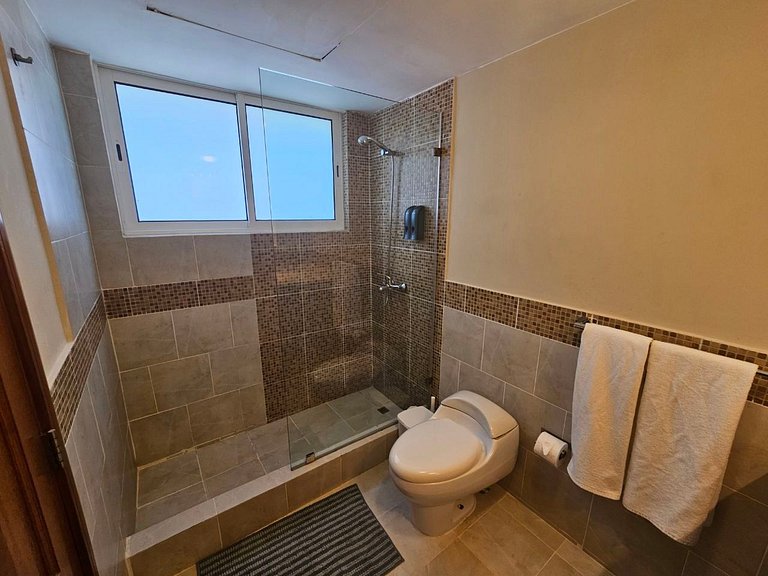 Stunning 3BDR Private Beach Access Playa Turquesa