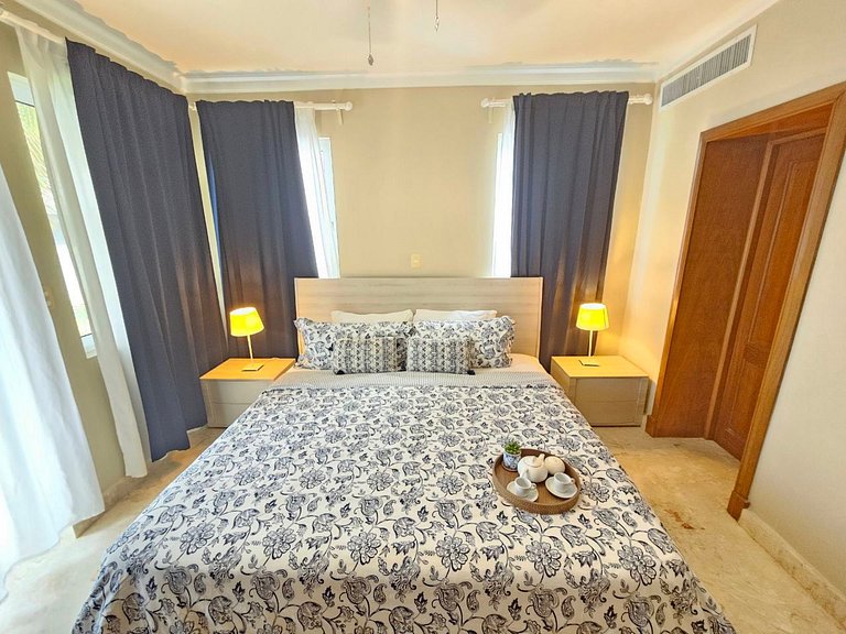 Playa Turquesa 3BR • BBQ • Oceanfront Stay