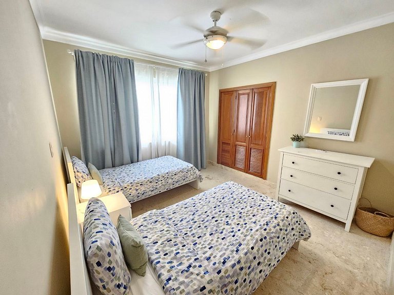 Playa Turquesa 3BR • BBQ • Oceanfront Stay