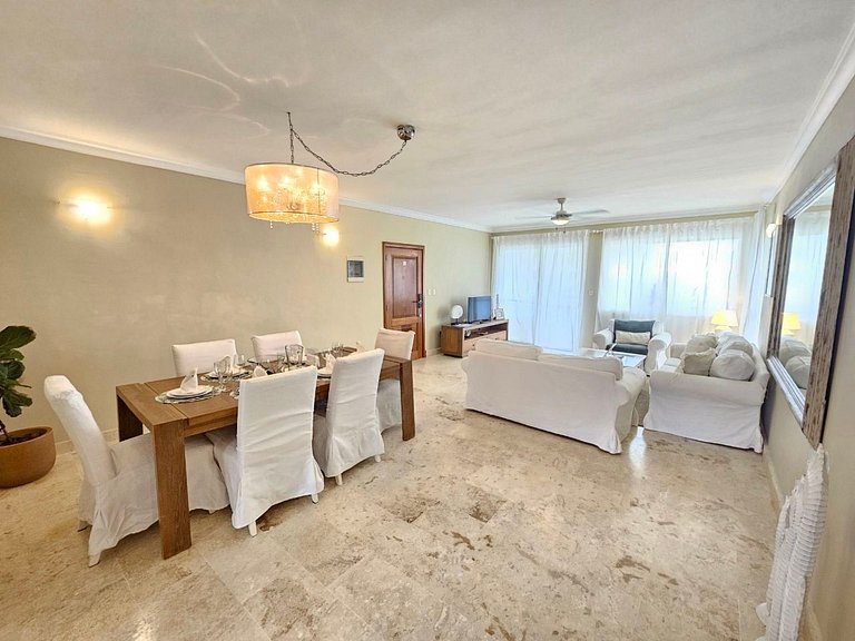 Playa Turquesa Beachfront Escape | 3BR | BBQ &Pool