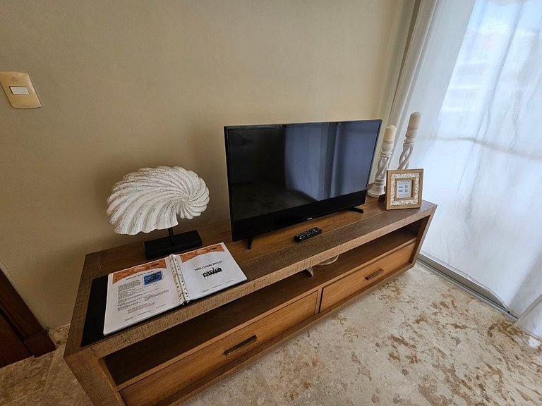 Playa Turquesa Beachfront Escape | 3BR | BBQ &Pool
