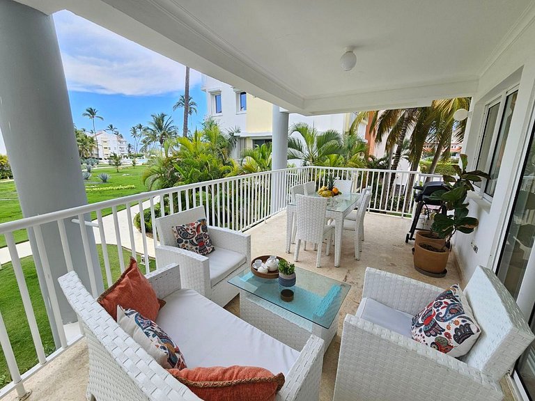 Stunning 3BDR Private Beach Access Playa Turquesa
