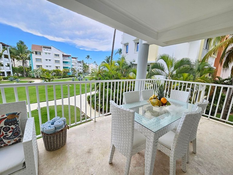 Stunning 3BDR Private Beach Access Playa Turquesa