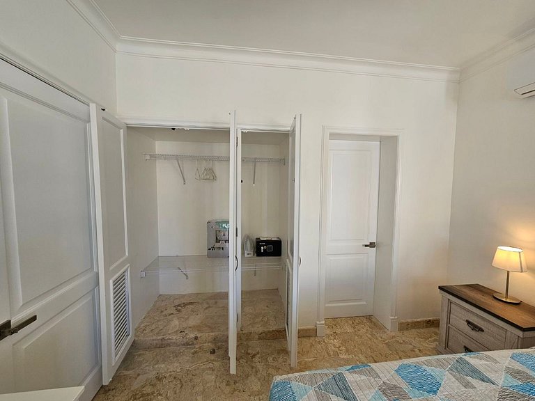 2BDR Beach Access at Playa Turquesa Los Corales