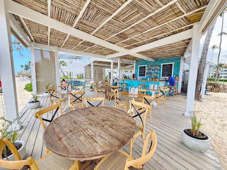 2BDR Beach Access at Playa Turquesa Los Corales