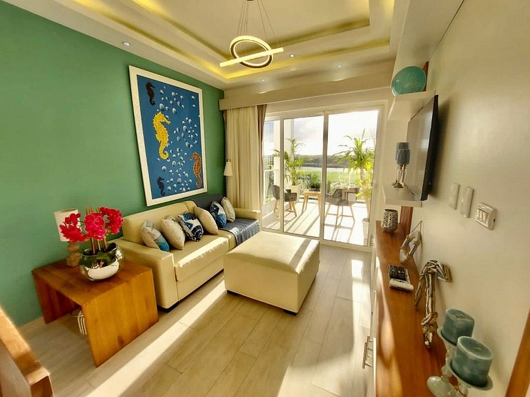 Harmony Penthouse with Golf View